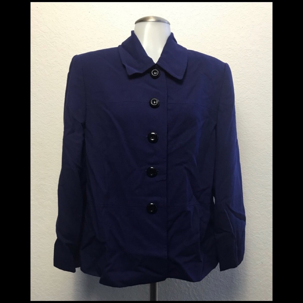 Amanda Smith Petite Top